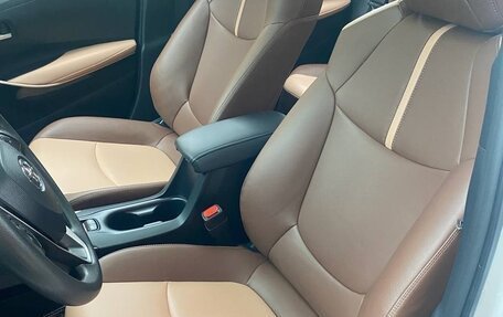 Toyota Corolla, 2021 год, 2 300 000 рублей, 7 фотография