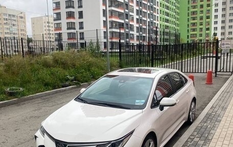 Toyota Corolla, 2021 год, 2 300 000 рублей, 2 фотография