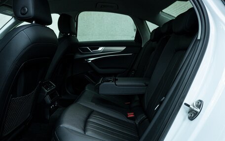 Audi A6, 2019 год, 4 080 000 рублей, 21 фотография