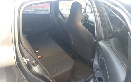 Toyota Vitz, 2016 год, 900 000 рублей, 8 фотография