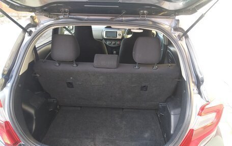 Toyota Vitz, 2016 год, 900 000 рублей, 9 фотография