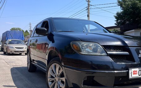 Mitsubishi Outlander III рестайлинг 3, 2002 год, 555 000 рублей, 2 фотография