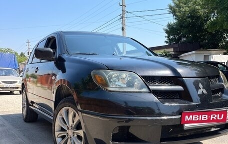 Mitsubishi Outlander III рестайлинг 3, 2002 год, 555 000 рублей, 4 фотография