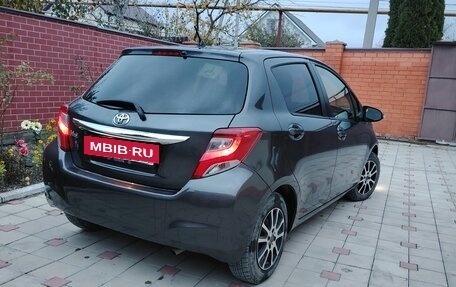 Toyota Vitz, 2016 год, 900 000 рублей, 5 фотография