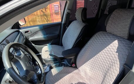 Mitsubishi Outlander III рестайлинг 3, 2002 год, 555 000 рублей, 15 фотография