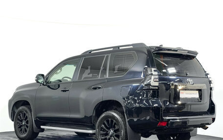 Toyota Land Cruiser Prado 150 рестайлинг 2, 2021 год, 7 197 000 рублей, 7 фотография