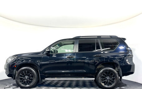 Toyota Land Cruiser Prado 150 рестайлинг 2, 2021 год, 7 197 000 рублей, 8 фотография