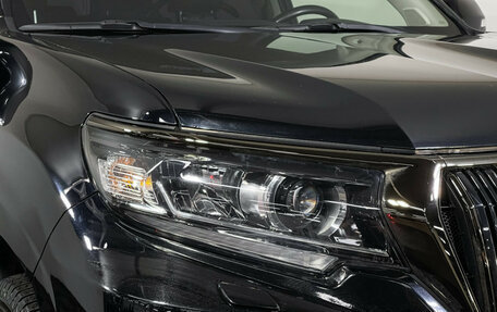 Toyota Land Cruiser Prado 150 рестайлинг 2, 2021 год, 7 197 000 рублей, 15 фотография