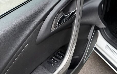 Opel Astra J, 2011 год, 800 000 рублей, 6 фотография