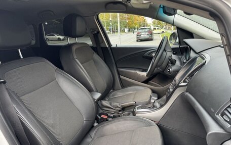 Opel Astra J, 2011 год, 800 000 рублей, 10 фотография