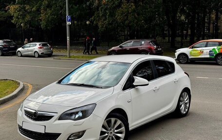 Opel Astra J, 2011 год, 800 000 рублей, 15 фотография