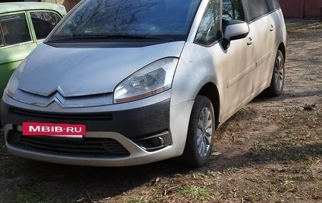 Citroen C4 Picasso II рестайлинг, 2009 год, 700 000 рублей, 6 фотография