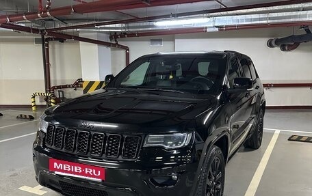 Jeep Grand Cherokee, 2017 год, 3 600 000 рублей, 2 фотография