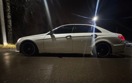 Mercedes-Benz E-Класс, 2012 год, 3 100 000 рублей, 6 фотография