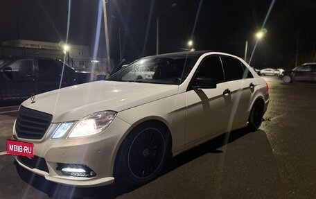 Mercedes-Benz E-Класс, 2012 год, 3 100 000 рублей, 7 фотография