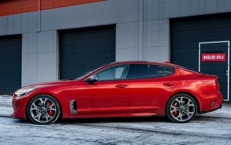 KIA Stinger I, 2019 год, 4 100 000 рублей, 2 фотография