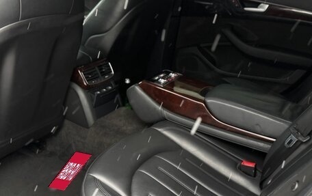 Audi A8, 2013 год, 1 350 000 рублей, 15 фотография