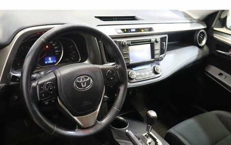 Toyota RAV4, 2013 год, 1 599 000 рублей, 6 фотография