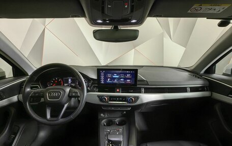 Audi A4, 2018 год, 2 049 000 рублей, 10 фотография