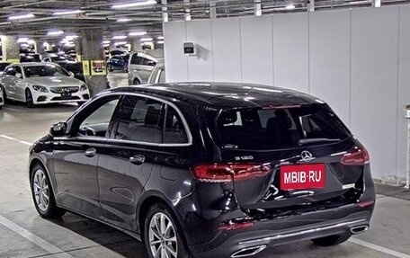 Mercedes-Benz B-Класс, 2021 год, 1 530 000 рублей, 3 фотография