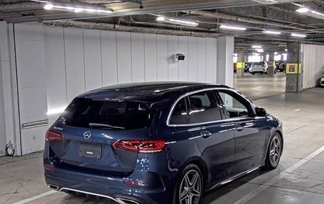 Mercedes-Benz B-Класс, 2021 год, 2 104 000 рублей, 4 фотография