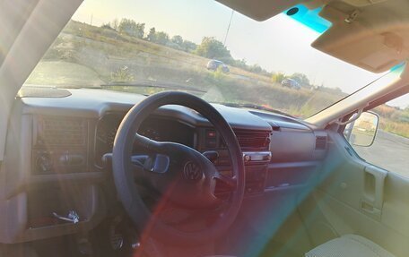 Volkswagen Caravelle T4, 1997 год, 950 000 рублей, 9 фотография