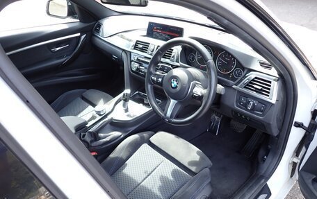 BMW 3 серия, 2018 год, 1 769 000 рублей, 6 фотография