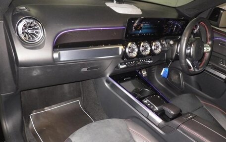 Mercedes-Benz GLB, 2022 год, 3 069 000 рублей, 5 фотография