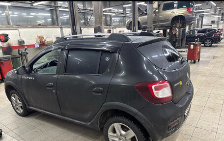 Renault Sandero II рестайлинг, 2015 год, 799 000 рублей, 3 фотография