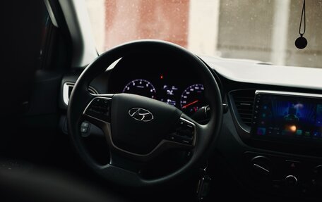 Hyundai Solaris II рестайлинг, 2020 год, 1 350 000 рублей, 8 фотография