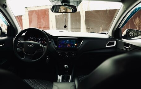 Hyundai Solaris II рестайлинг, 2020 год, 1 350 000 рублей, 7 фотография