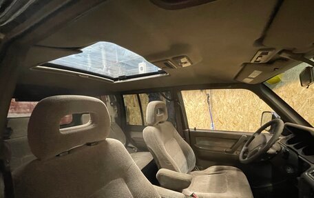 Mitsubishi Montero III, 1995 год, 235 000 рублей, 11 фотография