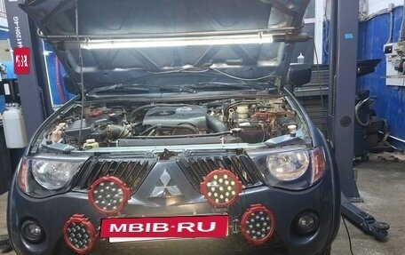 Mitsubishi L200 IV рестайлинг, 2007 год, 850 000 рублей, 5 фотография