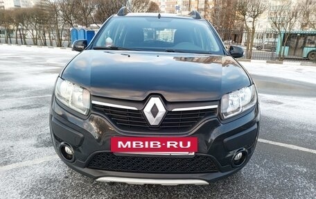 Renault Sandero II рестайлинг, 2016 год, 980 000 рублей, 2 фотография
