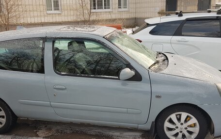Renault Clio III, 2001 год, 410 000 рублей, 2 фотография