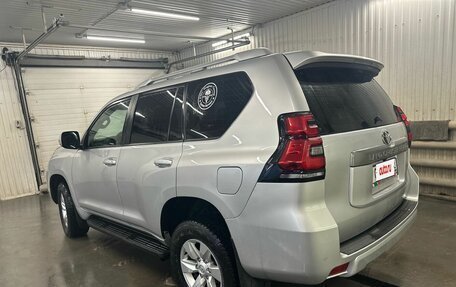 Toyota Land Cruiser Prado 150 рестайлинг 2, 2021 год, 5 199 000 рублей, 2 фотография