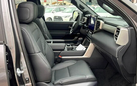 Toyota Tundra, 2025 год, 11 500 000 рублей, 9 фотография