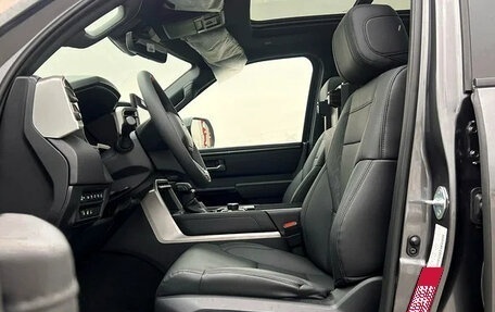 Toyota Tundra, 2025 год, 11 500 000 рублей, 10 фотография