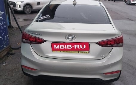 Hyundai Solaris II рестайлинг, 2019 год, 985 000 рублей, 3 фотография