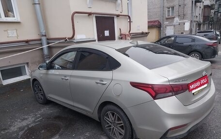 Hyundai Solaris II рестайлинг, 2019 год, 985 000 рублей, 5 фотография