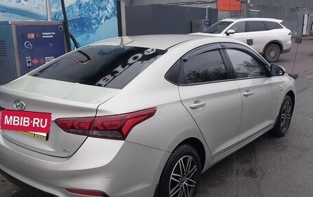 Hyundai Solaris II рестайлинг, 2019 год, 985 000 рублей, 4 фотография