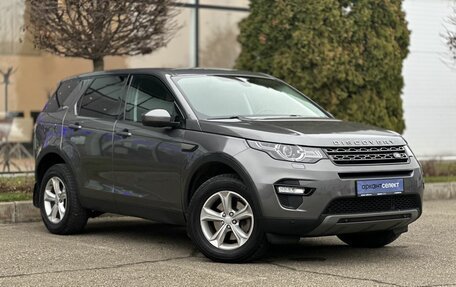 Land Rover Discovery Sport I рестайлинг, 2017 год, 2 400 000 рублей, 3 фотография