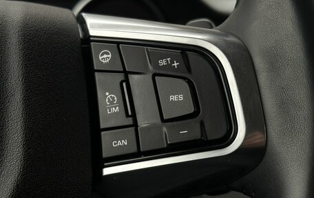 Land Rover Discovery Sport I рестайлинг, 2017 год, 2 400 000 рублей, 15 фотография