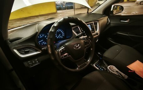 Hyundai Solaris II рестайлинг, 2019 год, 935 000 рублей, 6 фотография