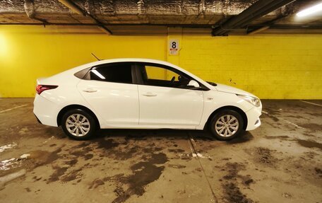 Hyundai Solaris II рестайлинг, 2019 год, 935 000 рублей, 4 фотография