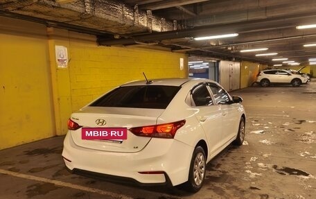 Hyundai Solaris II рестайлинг, 2019 год, 935 000 рублей, 2 фотография