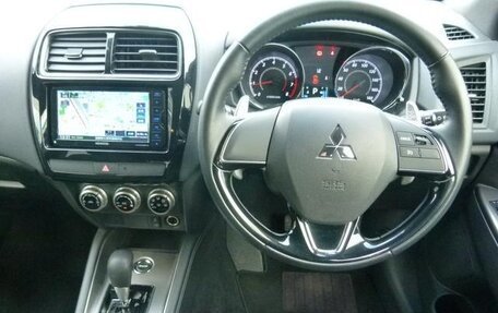 Mitsubishi RVR III рестайлинг, 2023 год, 1 855 000 рублей, 5 фотография