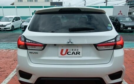 Mitsubishi RVR III рестайлинг, 2023 год, 1 855 000 рублей, 18 фотография