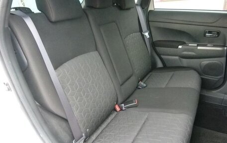 Mitsubishi RVR III рестайлинг, 2023 год, 1 855 000 рублей, 10 фотография