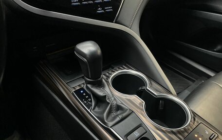 Toyota Camry, 2019 год, 2 900 000 рублей, 15 фотография